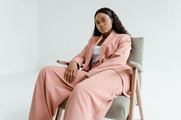 What are the UK's efforts in advancing artificial intelligence?